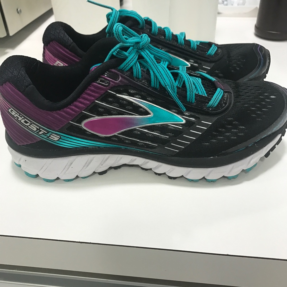 Brooks Ghost 9